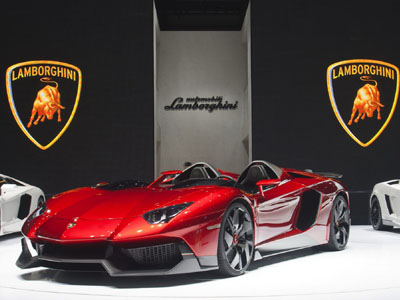 H Lamborghini Aventador J Speedster των 2,1 εκατομμυρίων ευρώ!